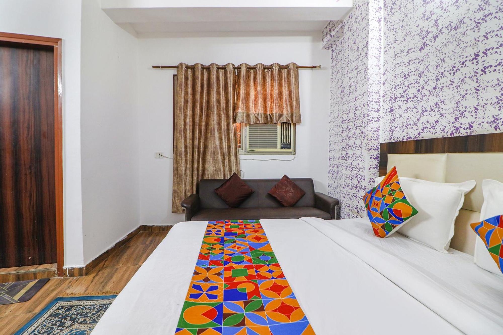 Fabexpress Sinon Hotel New Delhi Exterior photo